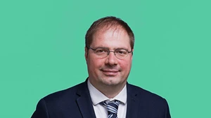 프랑스 공산당 대외관계 책임자인 뱅상 부레. (사진: mairie13.paris.fr)