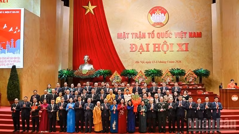  13일 공식 출범한 2026-2031년 임기의 베트남 조국전선 중앙위원회 상임위원회. (사진: NDO)