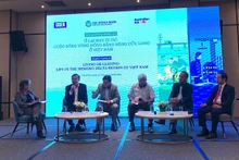 회의에 참석한 대표들.