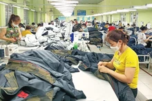 남딘 섬유·의류주식회사에서 수출용 의류를 생산하고 있다.