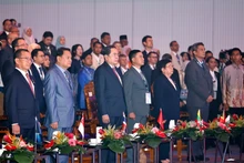 쩐 탄 만(Tran Thanh Man) 베트남 국회의장과 대표단이 제46차 AIPA(아세안 의회연맹) 총회 개회식에 참석하고 있다.