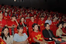 ‘가슴 속의 고향: 콘서트 필름’ 호찌민시 대형 스크린에서 첫 공개