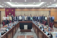 11일 작업 세션에 참석한 대표들 (사진: VNA)