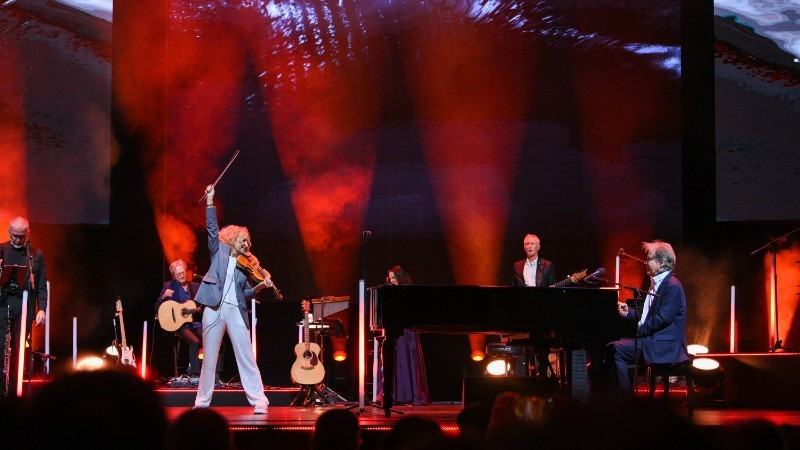 '시크릿 가든 라이브 인 베트남' 콘서트 공연 모습. (사진: THE DAI)