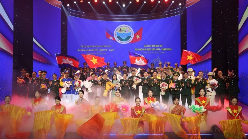 행사에서 펼쳐진 예술 공연.