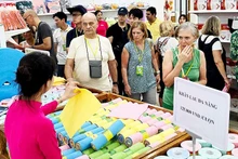 올해 11개월 동안 베트남은 1,910만 명이 넘는 외국인 관광객을 맞이했다. (사진: 남 응우옌)