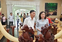 호찌민시 수공예품 전시회.