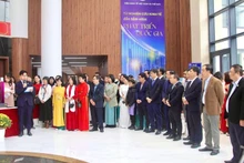 전시 공간 개막식