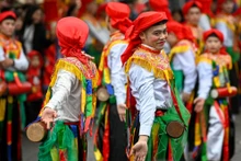 [영상] 찌에우쿡 마을 축제의 하이라이트 전통춤 ‘콘띠당봉’ 