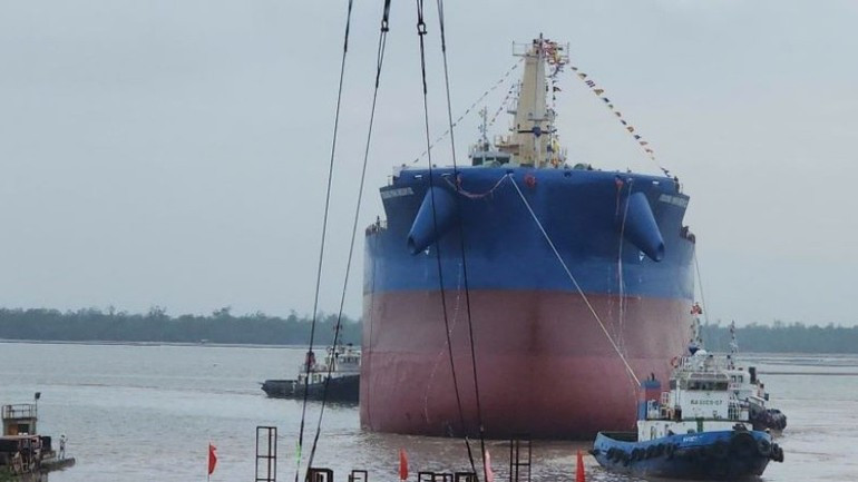 6만5천 DWT급 선박의 진수는 SBIC와 남찌에우(Nam Trieu)의 역량을 입증하는 것이다.