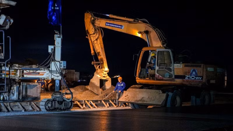 공공 투자는 2025년 한 해 특히 가속화됐다.