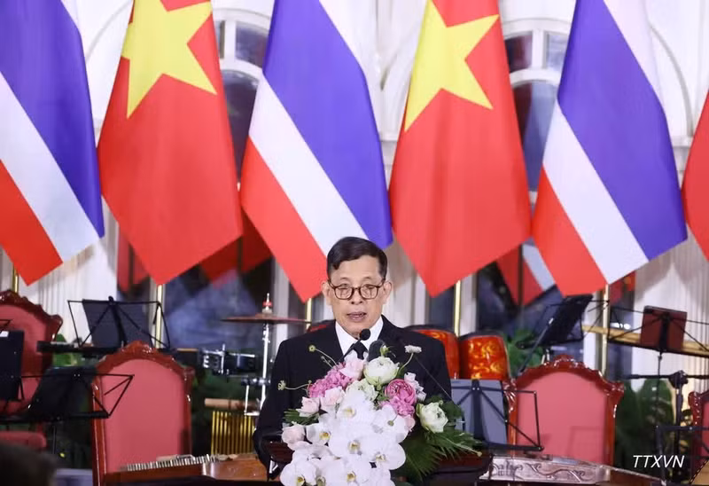 vna-potal-tong-bi-thu-chu-tich-nuoc-va-phu-nhan-chu-tri-tiec-chieu-dai-nha-vua-va-hoang-hau-thai-lanjpg.jpg