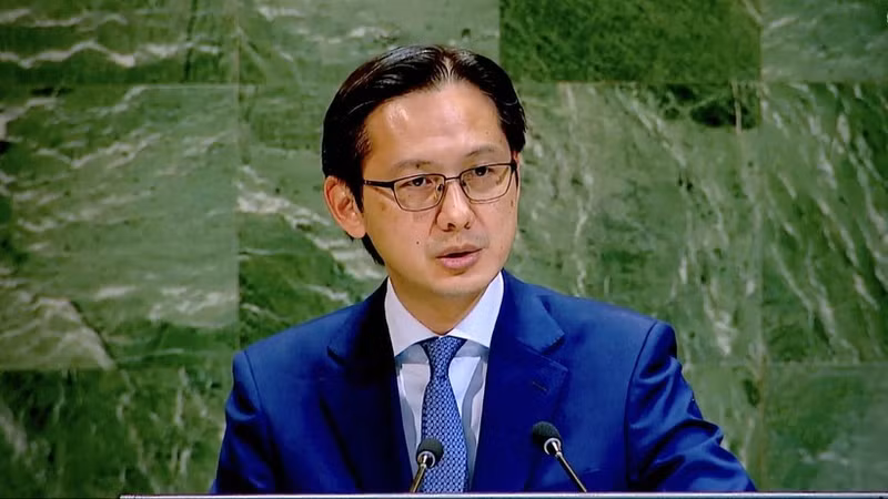 도 흥 비엣 주유엔 베트남 대사가 제80차 유엔 총회(UNGA 80)에서 개최된 해양 및 해양법에 관한 연례 본회의 토론에서 발언하고 있다. (사진: VNA)