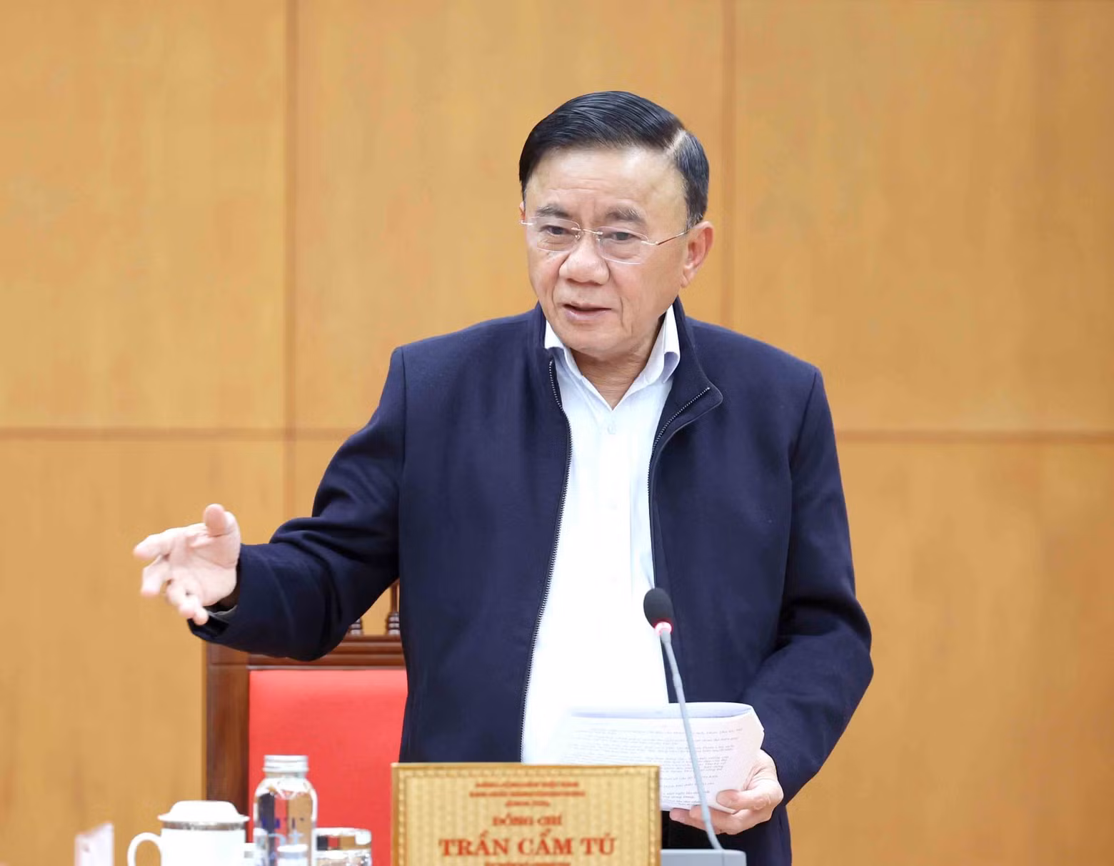 vna-potal-thuong-truc-ban-bi-thu-lam-viec-voi-vptw-dang-va-mot-uan-lien-quan-ve-cong-tac-chuan-bi-dai-hoi-xiv-cua-dang-8516419-3384x2630.jpg